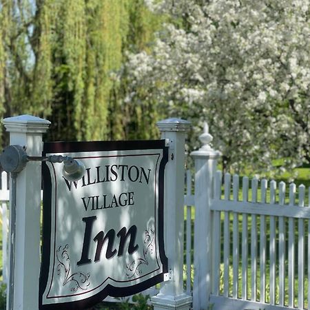 Williston Village Inn Burlington Exterior photo